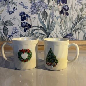 Holiday Milk Glass Mugs with Festive Designs Tree and Wreath Vintage France